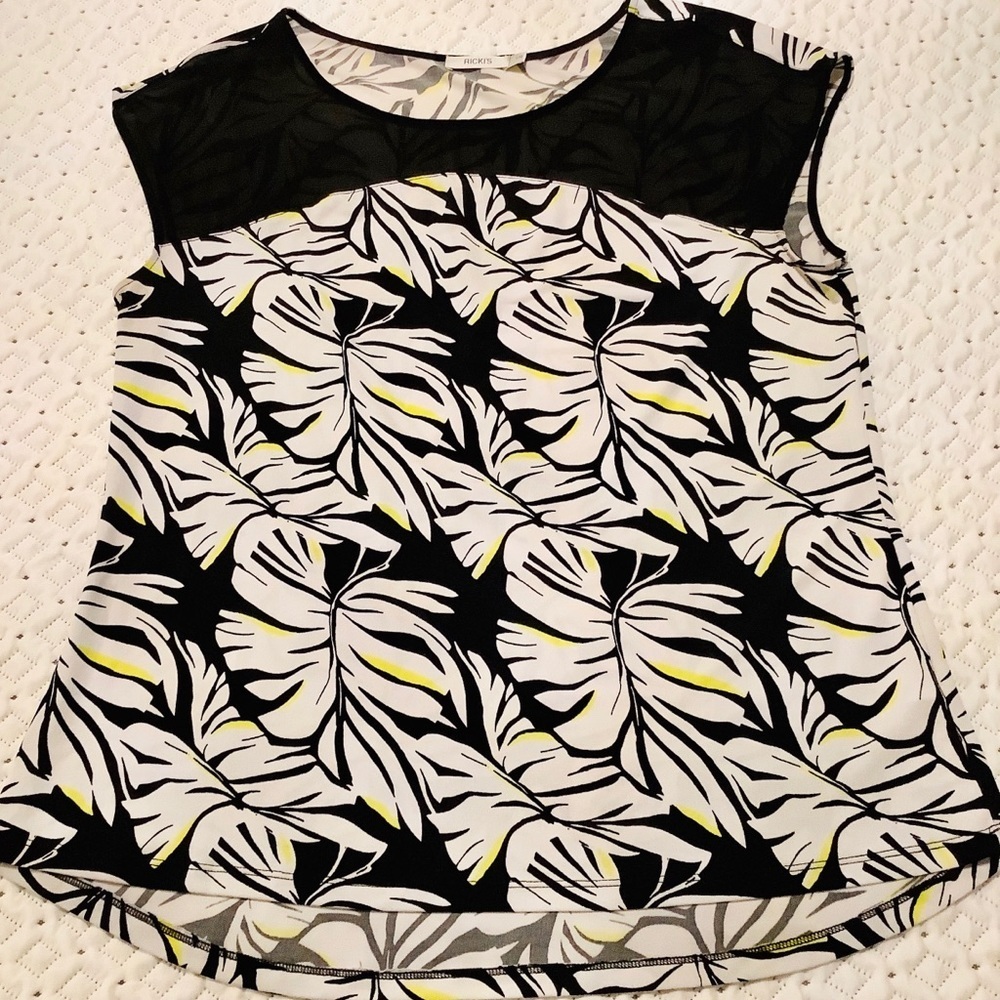 💜3/$30 Palm Leaf Print Sleeveless Top Large